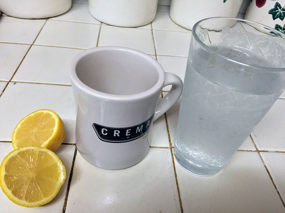 lemon water 